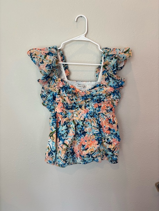 Abercrombie & Fitch Tops - Abercrombie and Fitch Smocked Floral Ruffle Sleeve Women's Top